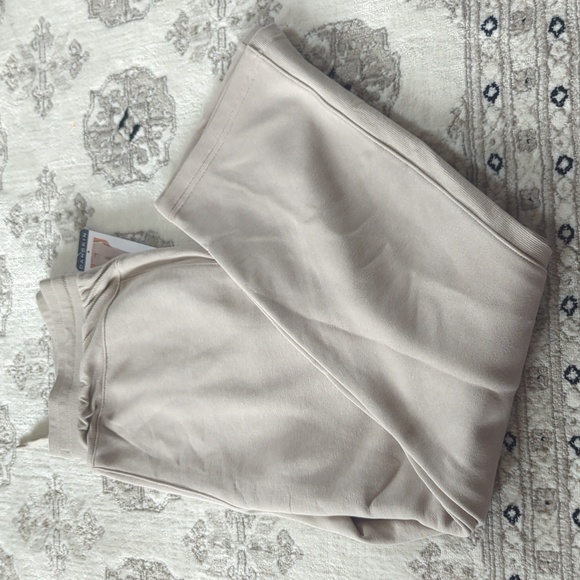 L: Danskin Sweatpants - Women's L - Picture 4 of 10